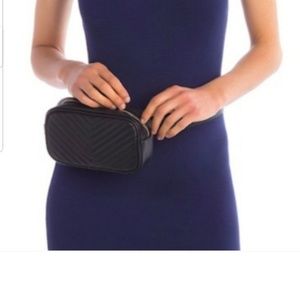 chevron quilted fanny pack